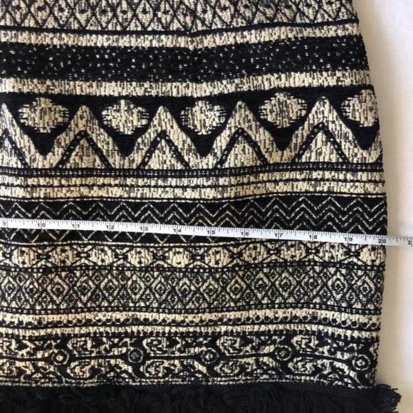 Cute Romeo & Juliet Couture skirt with fun fringe - Picture 7 of 13